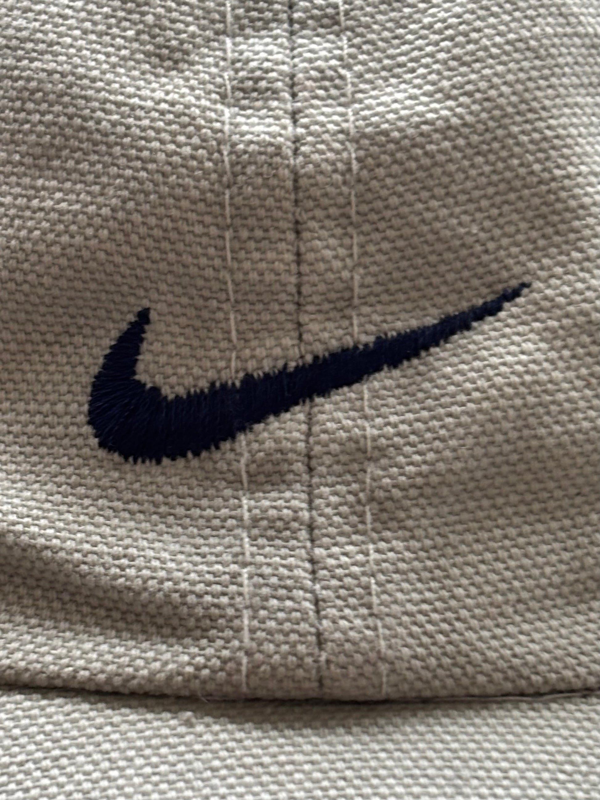 Vintage 90s Nike kšiltovka