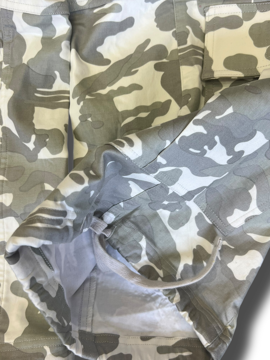 Far from What camo kalhoty