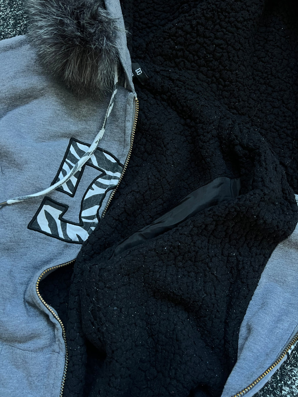 Vintage Y2k DC zip mikina s kožíškem