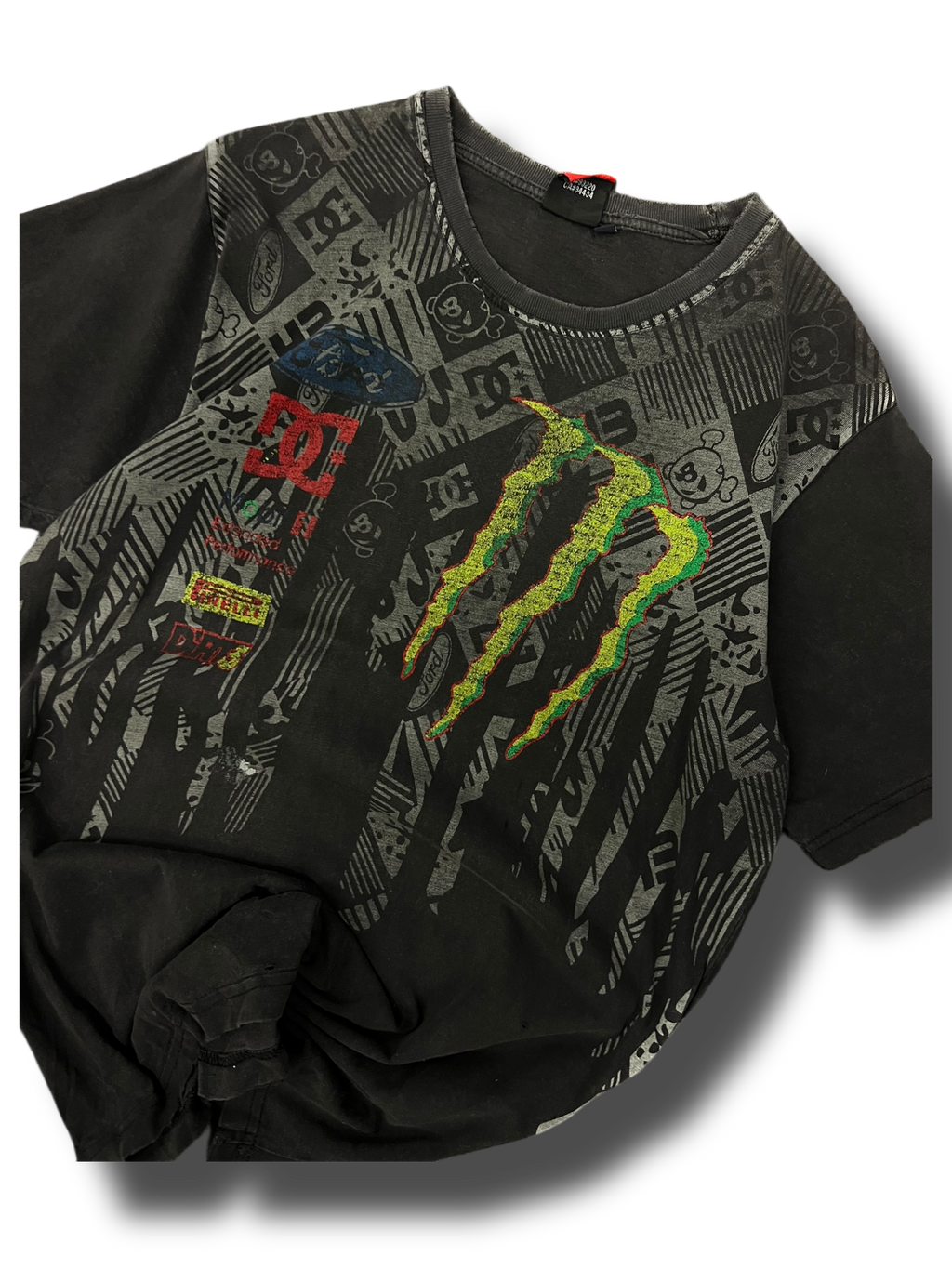 Vintage rare graphic Monster x DC shoes triko
