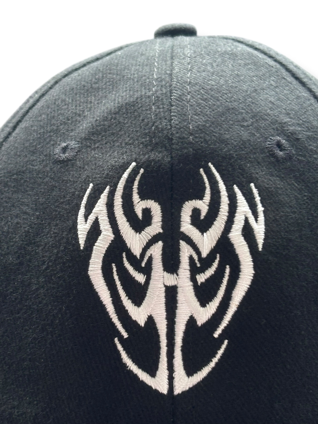 Y2K tribal LED kšiltovka