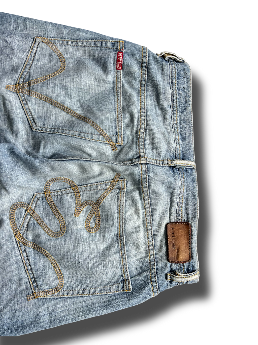 2000s baggy Ecko jorts