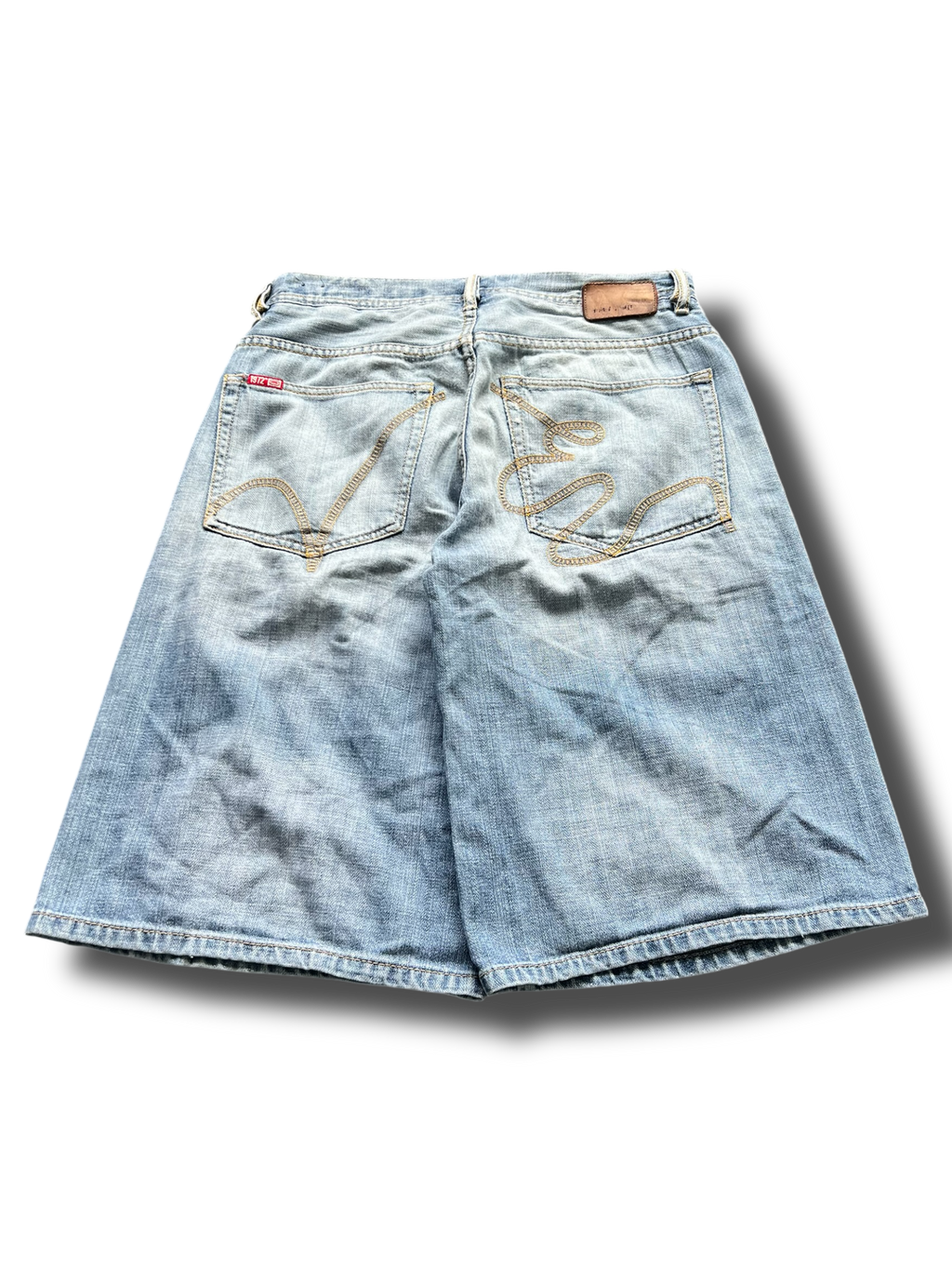 2000s baggy Ecko jorts
